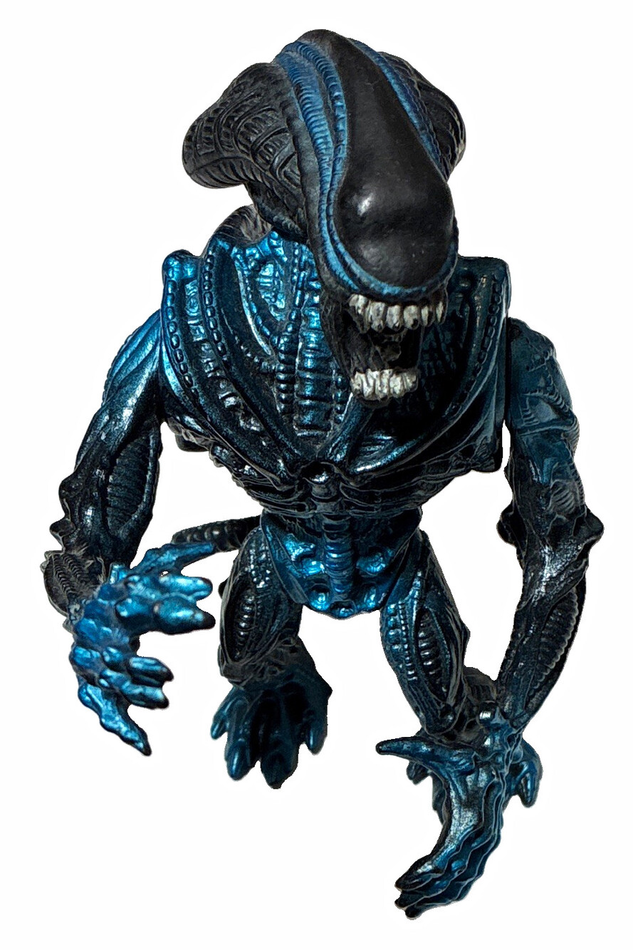 Kenner Alien Franchise Alien Action Figure Blue/Black Plastic Movie Figure.